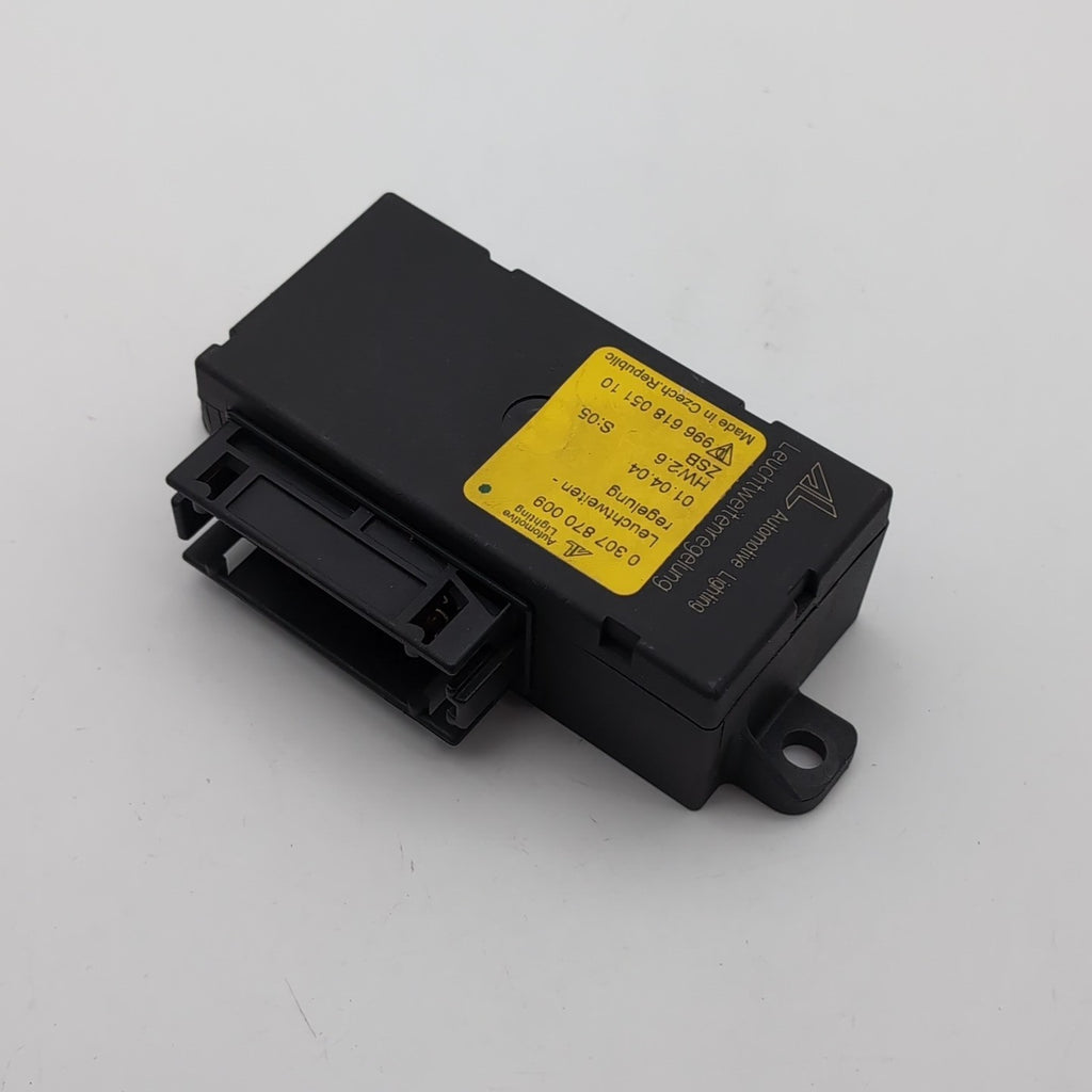 1999- 2004 Porsche 911 Boxster Xenon Headlight Control Module 99661805110 OEM