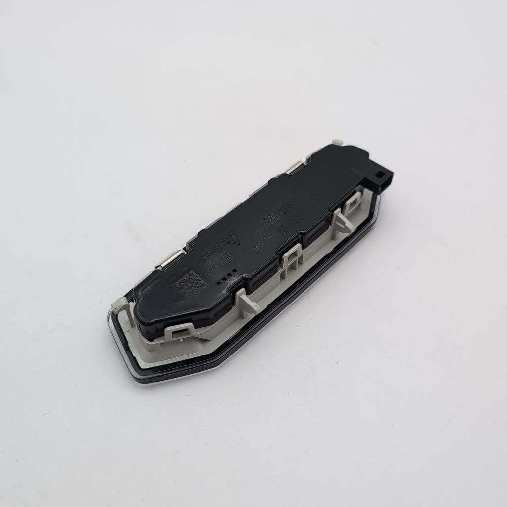 2021 - 2026 BMW 540i 530i 550e G60 Interior Reading Light 5A79599