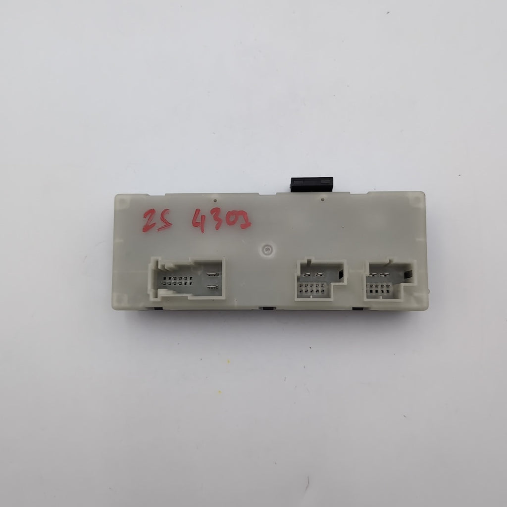 2021 - 2026 BMW G20 G30 M3 X3 X6 X6M Rear Liftgate Trunk Lid Control Module