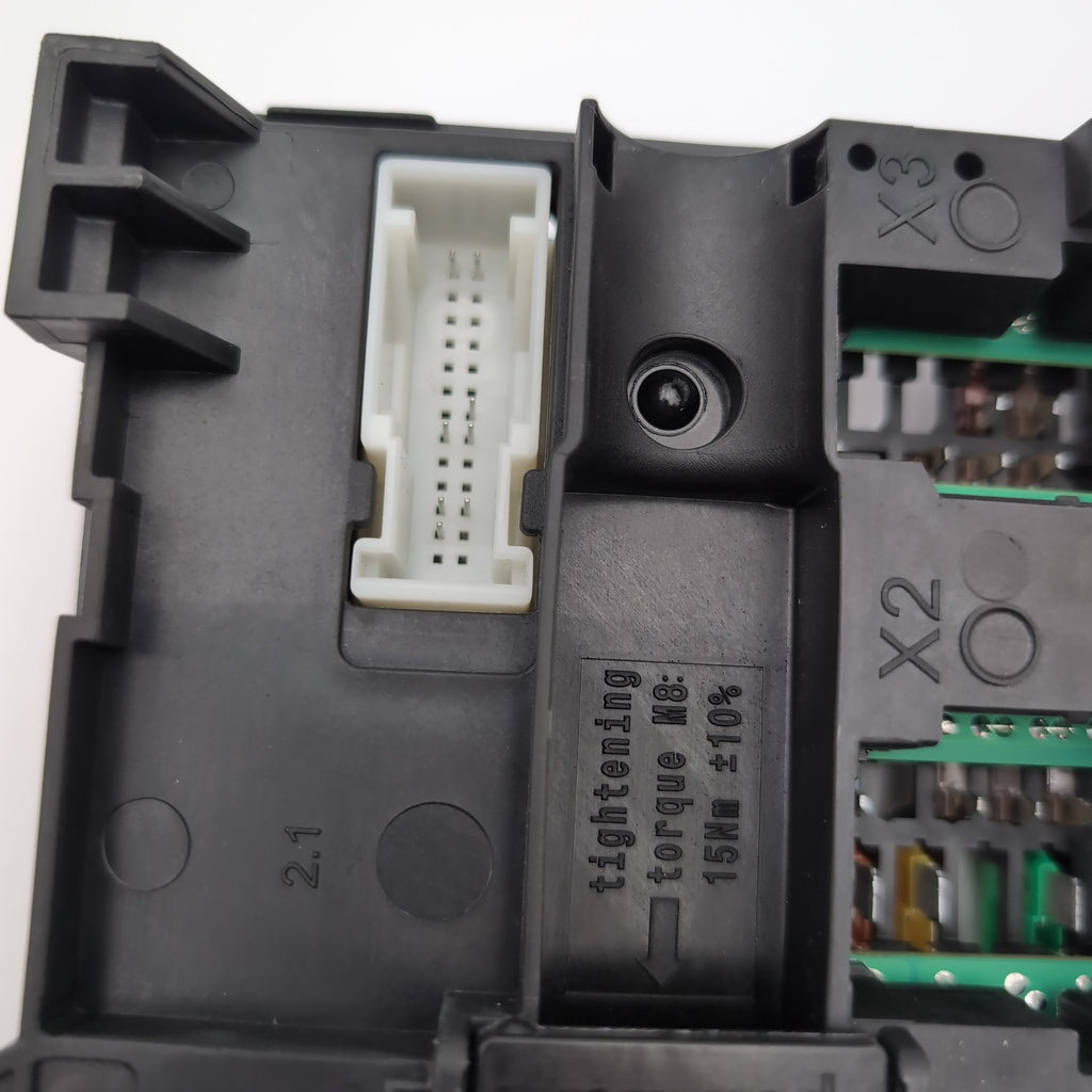 2019 - 2024 BMW 330i 430i G20 G22 G26 Rear Power Distribution Fuse Box 5A0E7D1