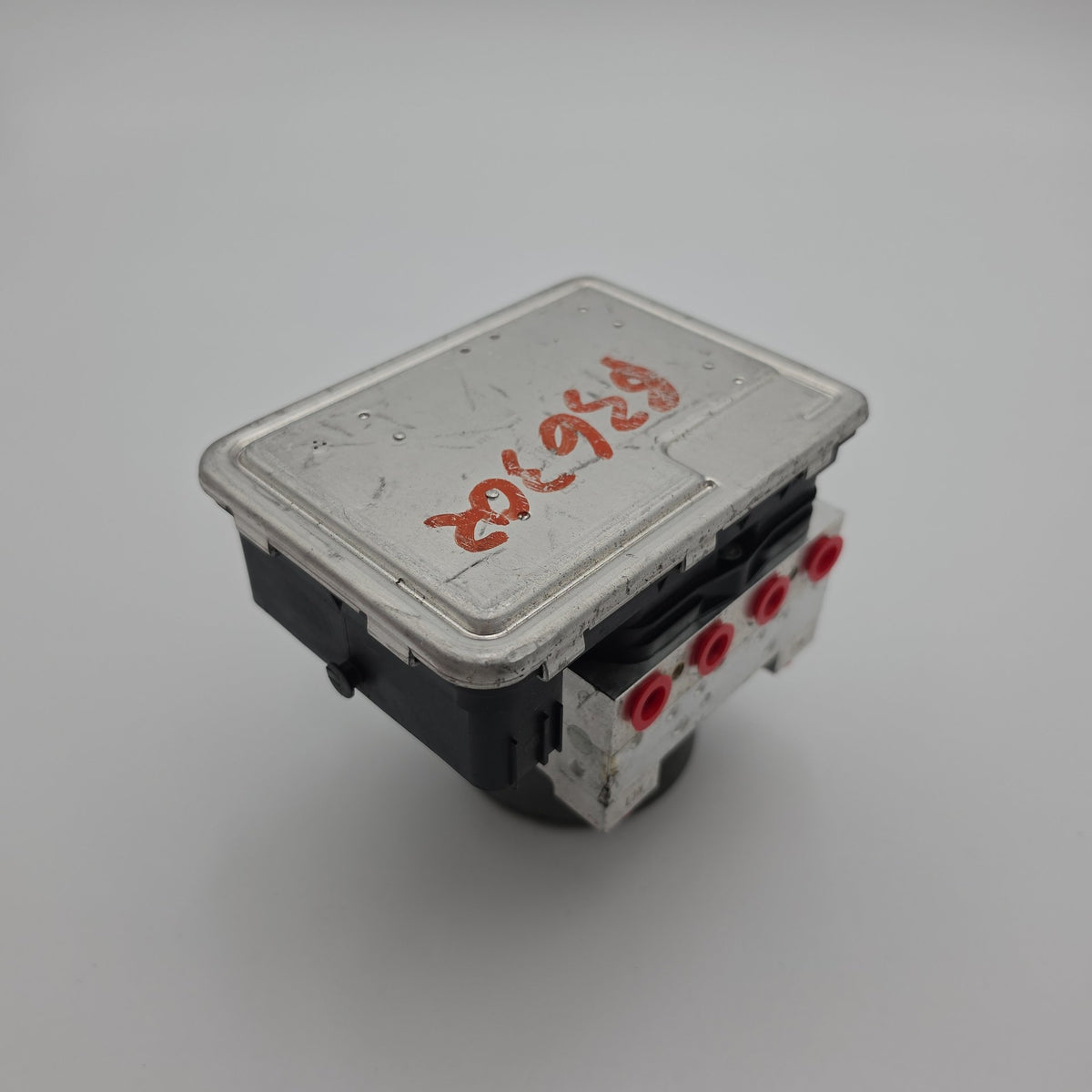 2022 2023 Hyundai Kona 2.0L ABS Anti Lock Brake Pump Control Unit 58900-J9300