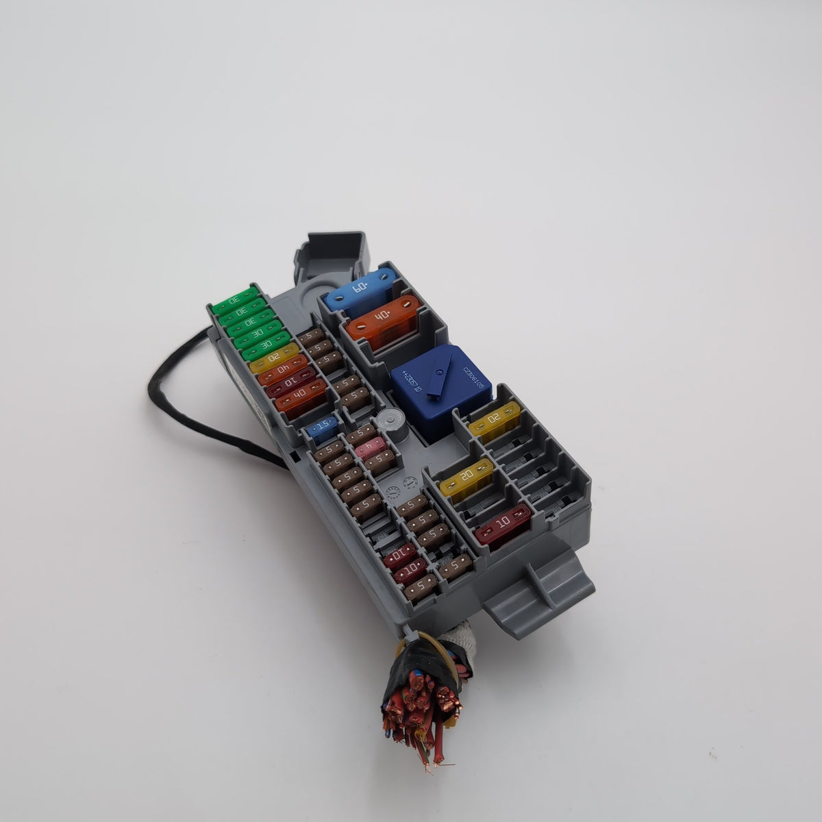 2019 - 2026 BMW X5 X6 X7 XM G20 G26 G42 G87 M3 Front Power Distribution Fuse Box