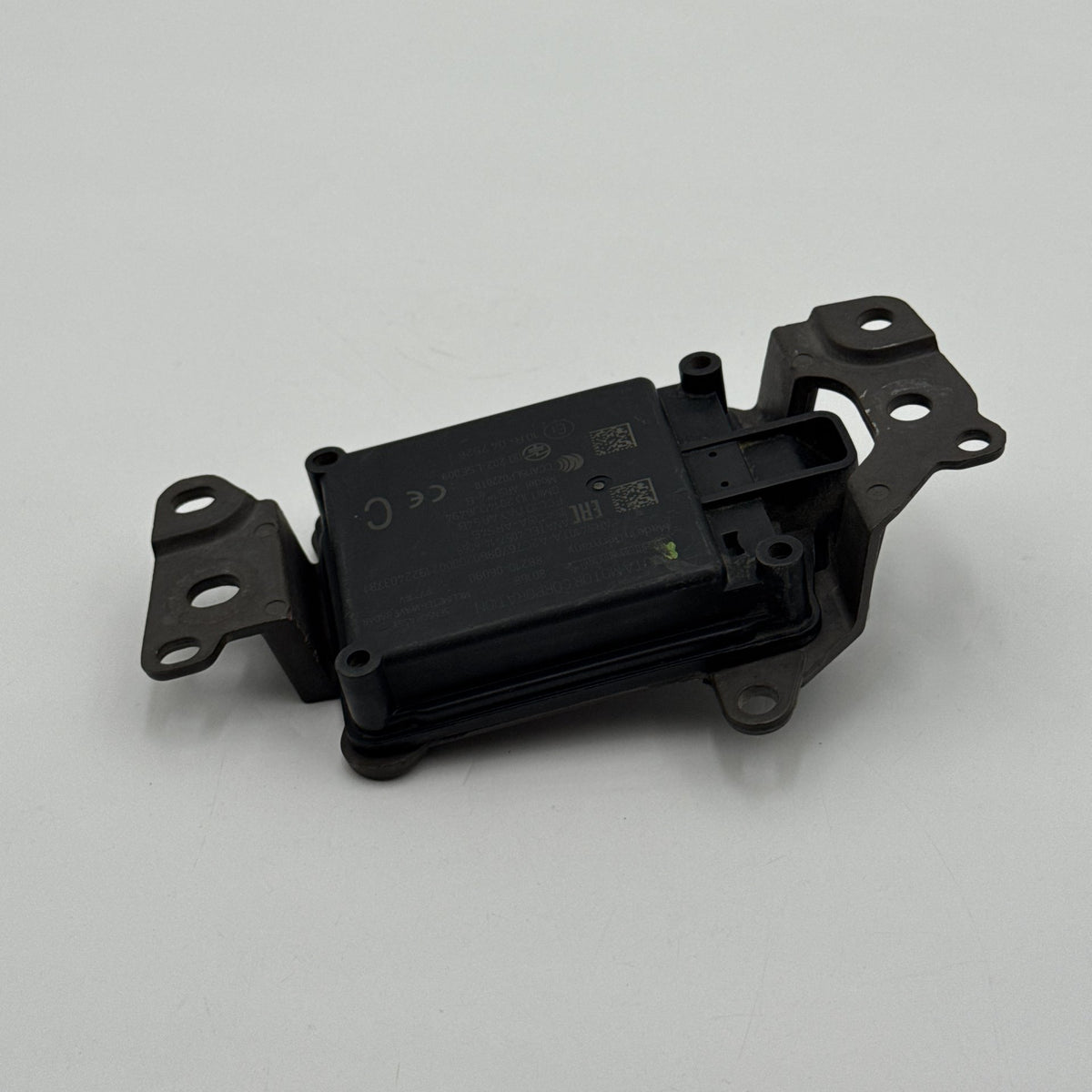 2018 2019 2020 Toyota Camry Cruise Control Distance Radar Sensor 88210-06090