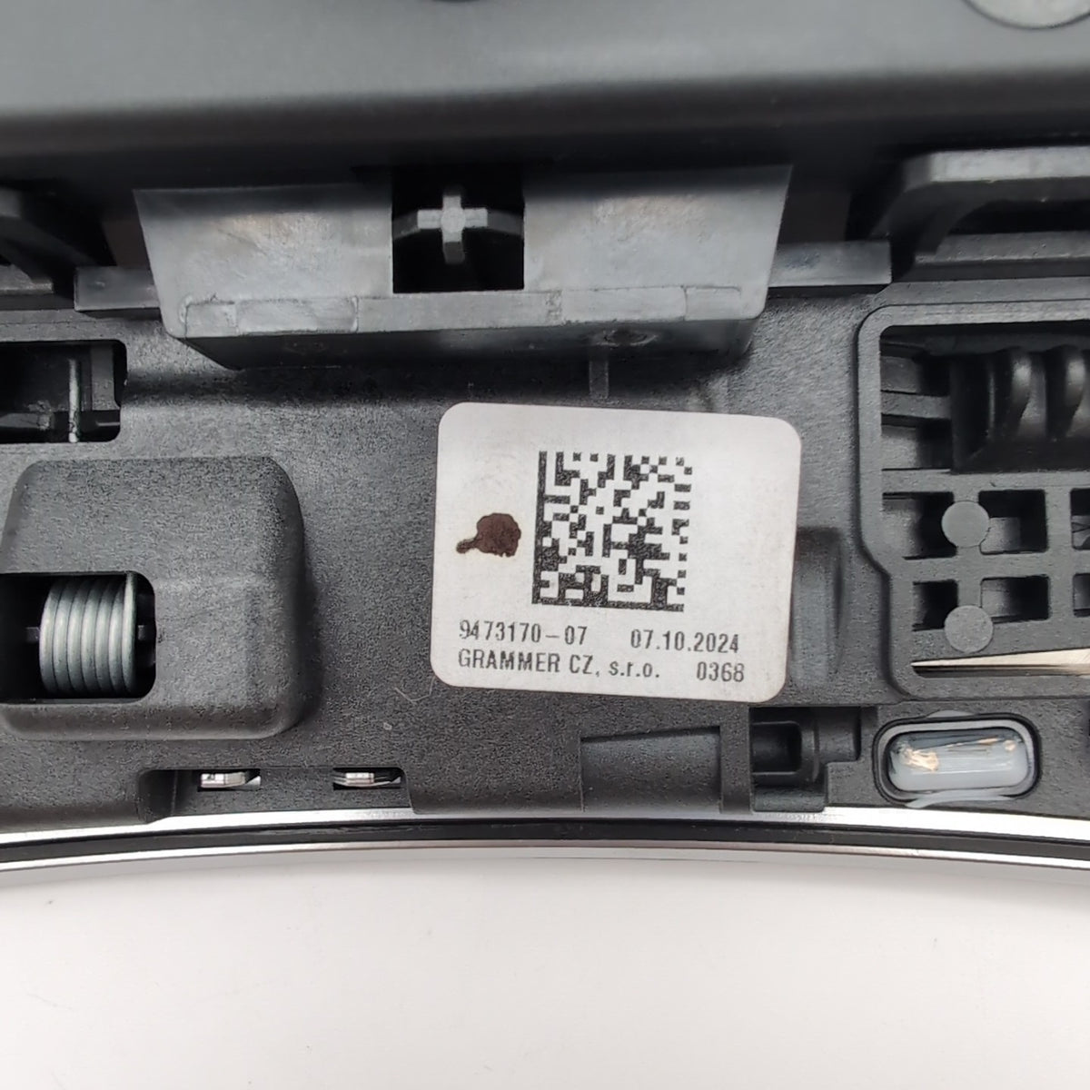 2023 - 2025 BMW X1 U11 Center Console Gear Lever Shifter Panel 9473170 5A8CC87
