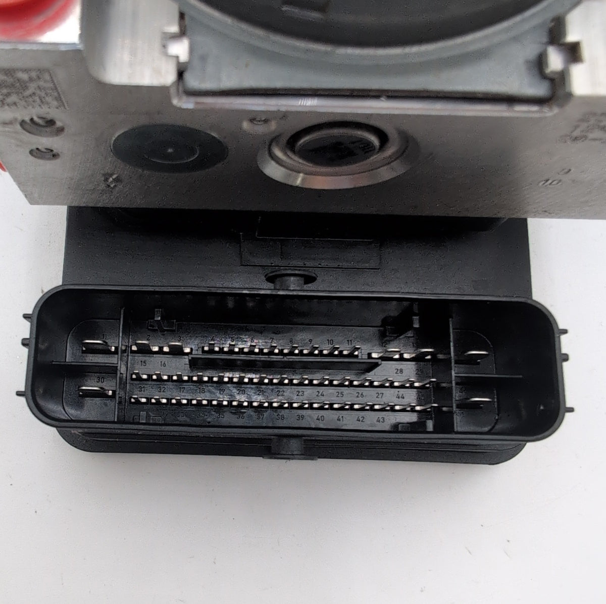 2022 Jeep Compass 2.4L ABS Anti Lock Brake Pump Control Unit 68490479AE