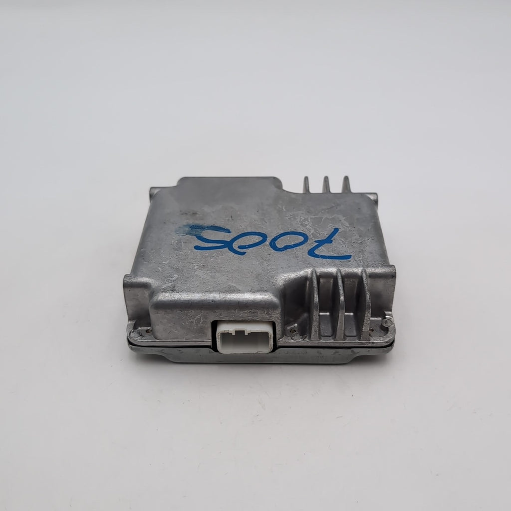 2004- 2010 Toyota Sienna Voltage Inverter Module 86210-45010 OEM