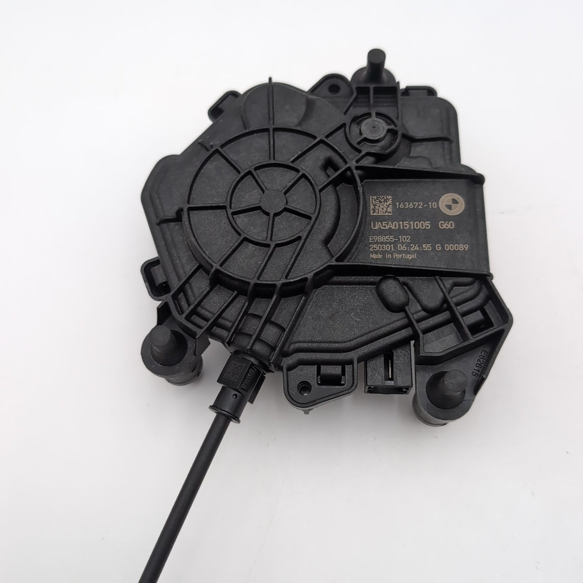 2025 BMW 540I Trunk Lid Power Lock Latch Drive Actuator OEM 5A01510 5B539E4