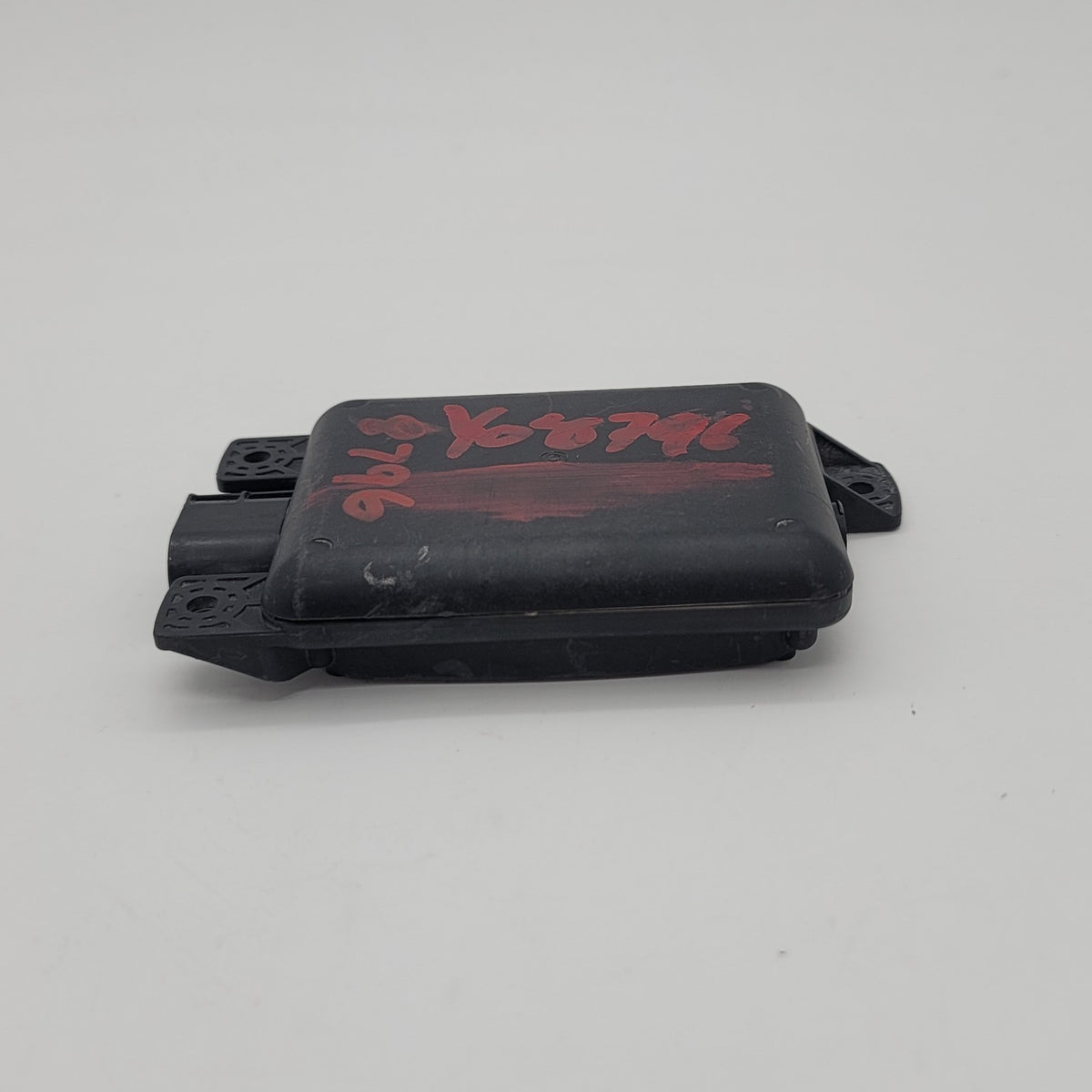 2016 2017 2018 2019 VW PASSAT LEFT DRIVER SIDE BLIND SPOT RADAR SENSOR MODULE
