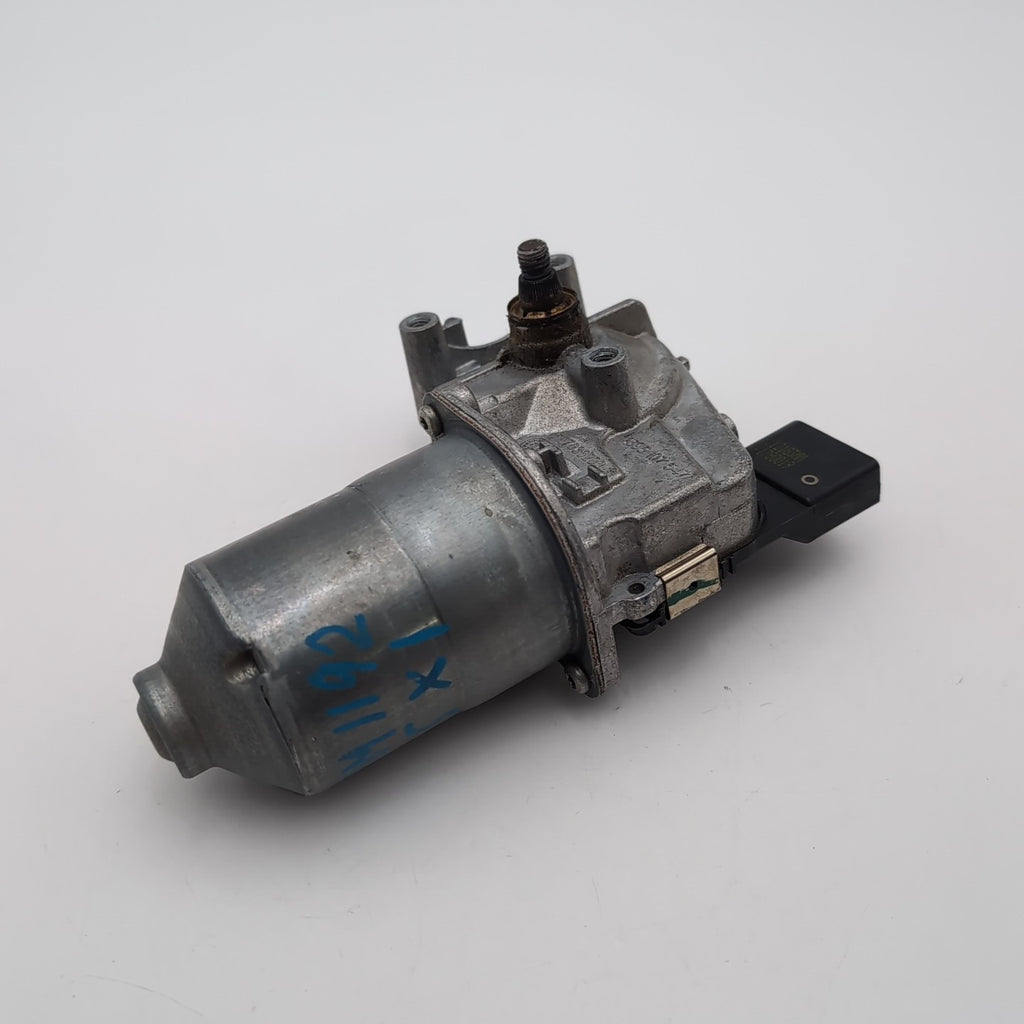 2021- 2025 BMW X3 X1 Front Windshield Wiper Motor OEM 0390243671
