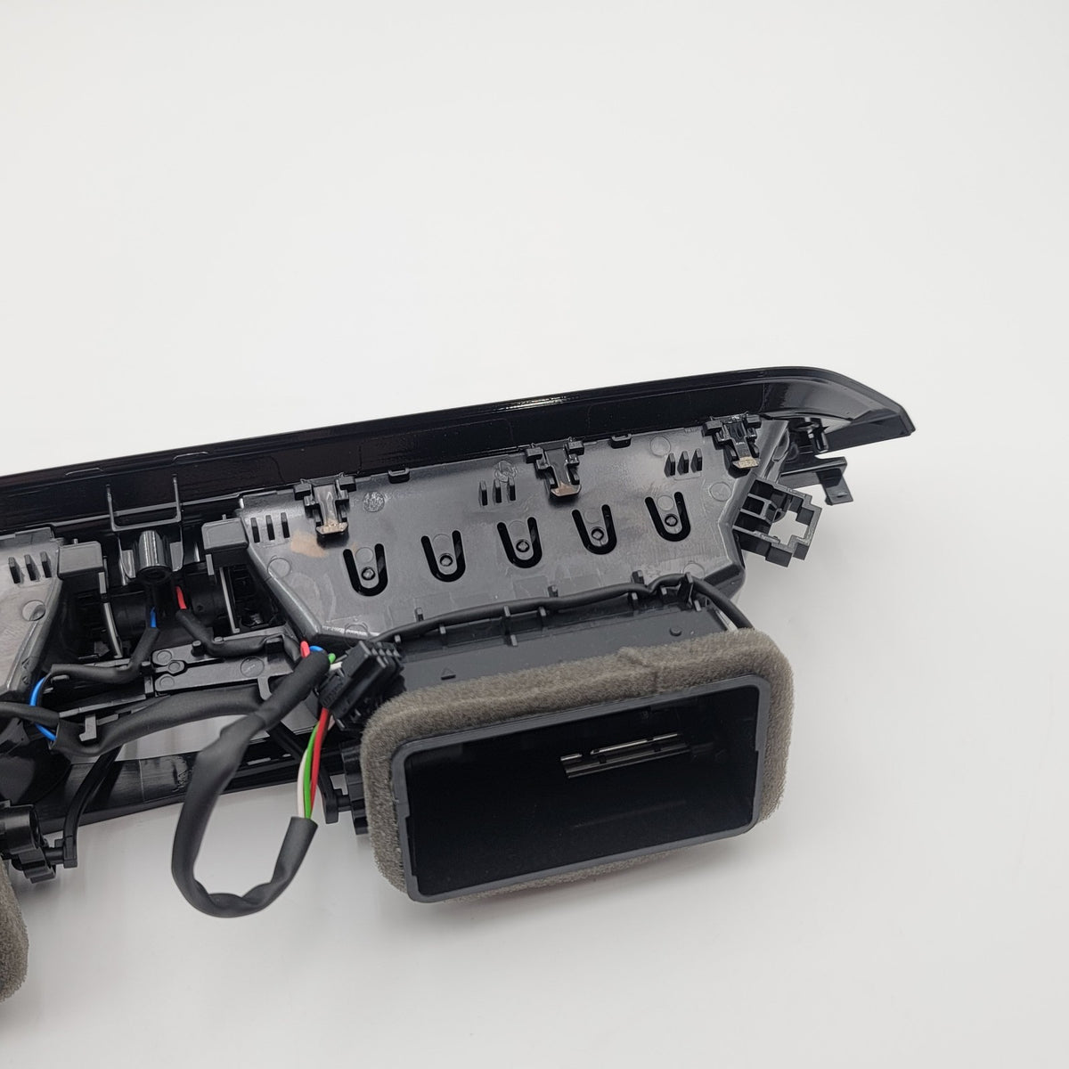 2022 2023 2024 BMW i4 430i 330i M440i Center AC Heater Air Vent OEM 5A04CE2