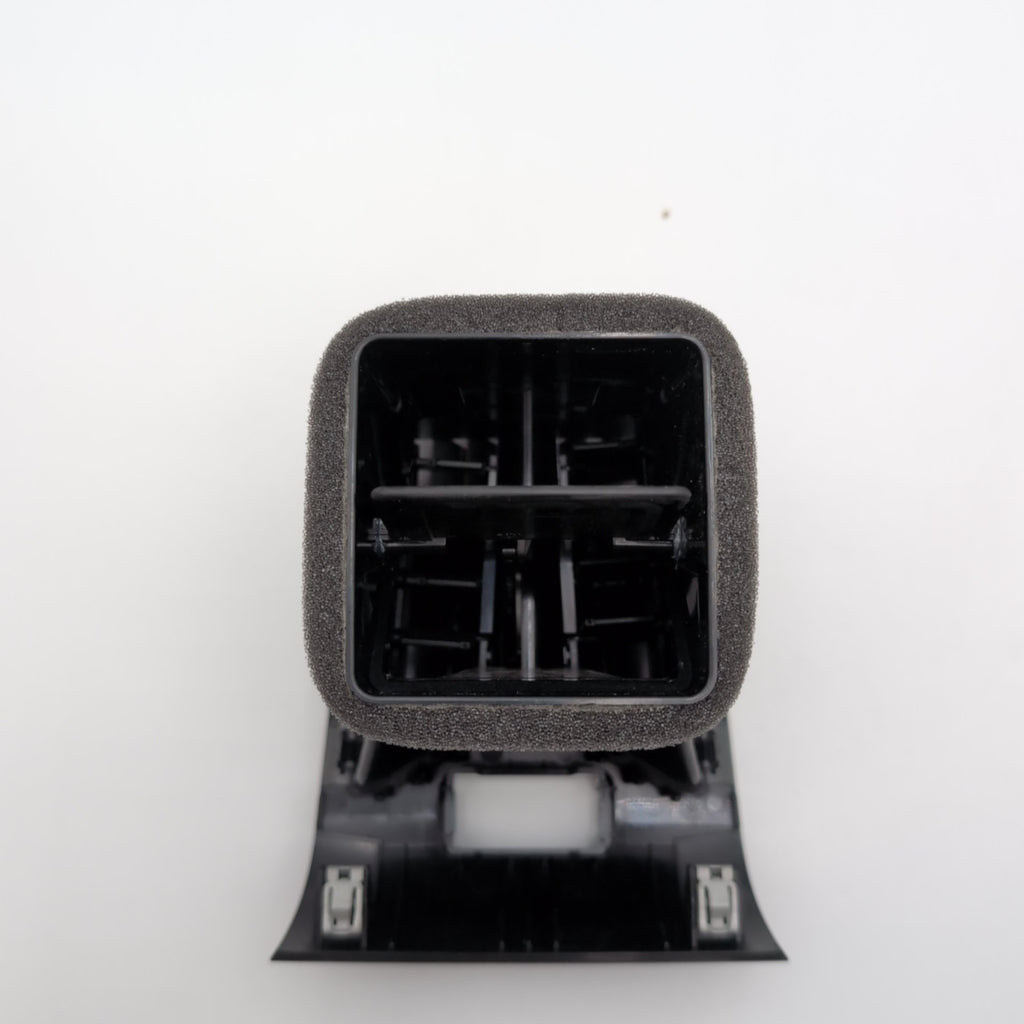 2022 2023 2024 2025 BMW X1 X2 Rear Console AC Heater Air Vent 9473179