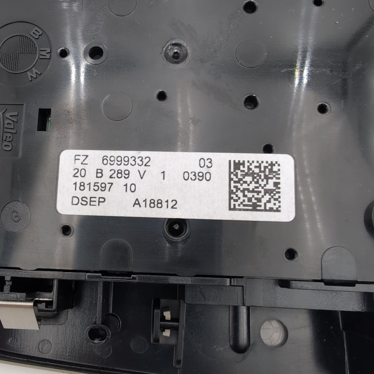 2014 - 2021 BMW i3 i3s I01 Front Overhead Console Dome Light Assembly 6999332