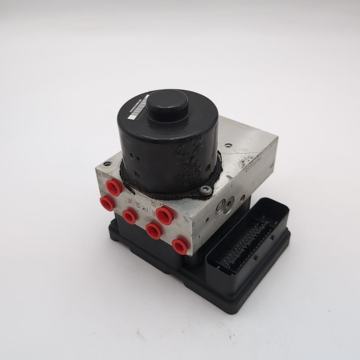 2004 Volkswagen Touareg ABS Anti Lock Brake Pump Actuator 7L0614111