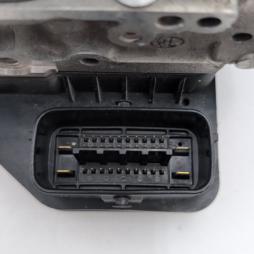 2013 2014 Infiniti QX60 ABS Anti Lock Brake Pump 476603JU0A