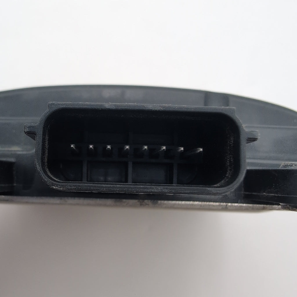 2016 - 2020 Nissan Rogue Rear Left Blind Spot Radar Sensor 284K16FL0A