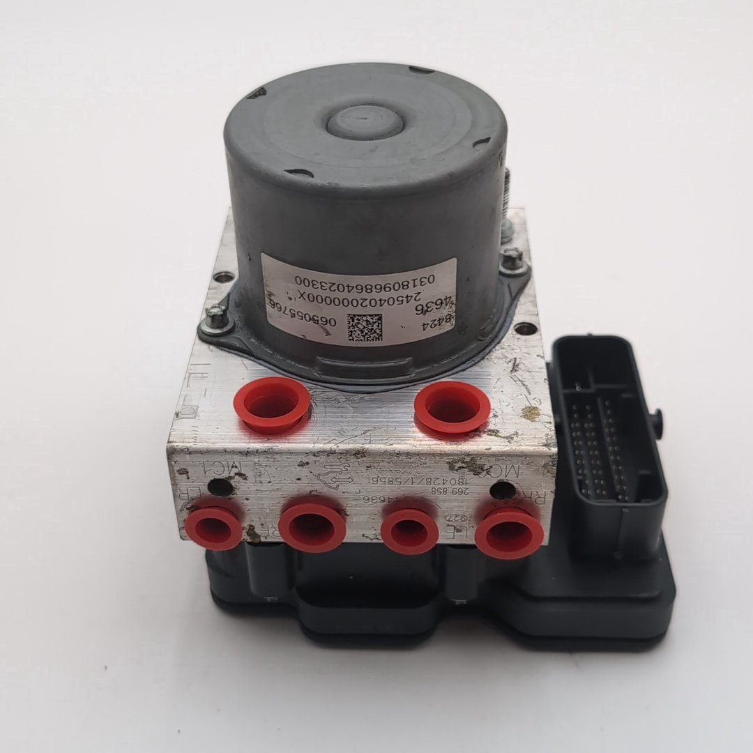 2018 Chevrolet Camaro ABS Anti Lock Brake Pump OEM 84244636