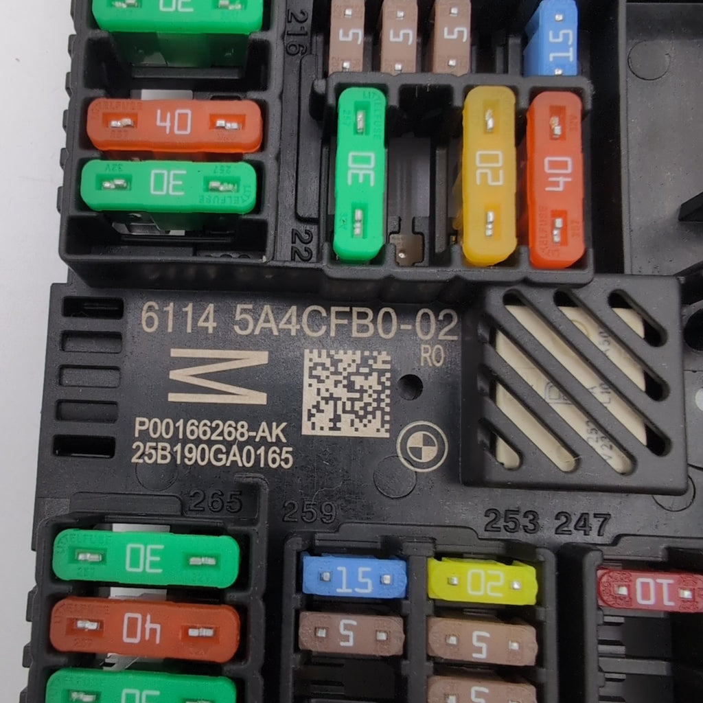2022 - 2026 BMW 330i G20 G42 Rear Power Distribution Fuse Box 5A4CFB0