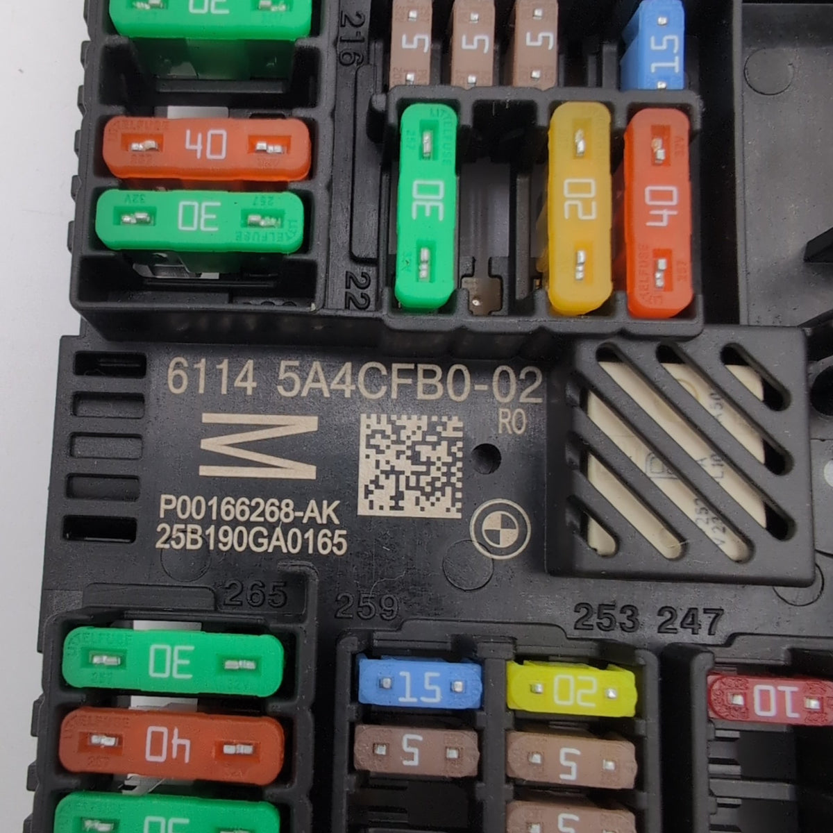 2022 - 2026 BMW 330i G20 G42 Rear Power Distribution Fuse Box 5A4CFB0