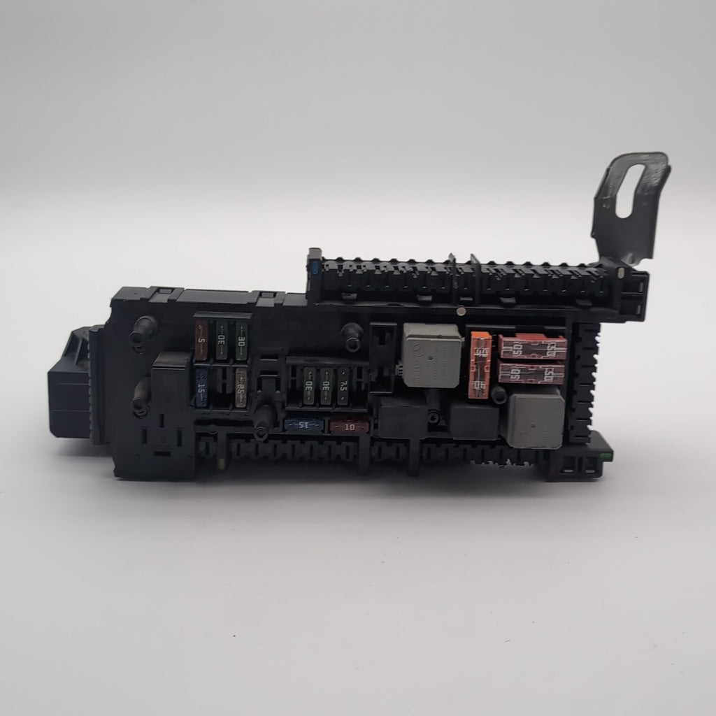 10-13 Mercedes W212 E350 4MATIC Rear Fuse Junction Box SAM Relay Control Module
