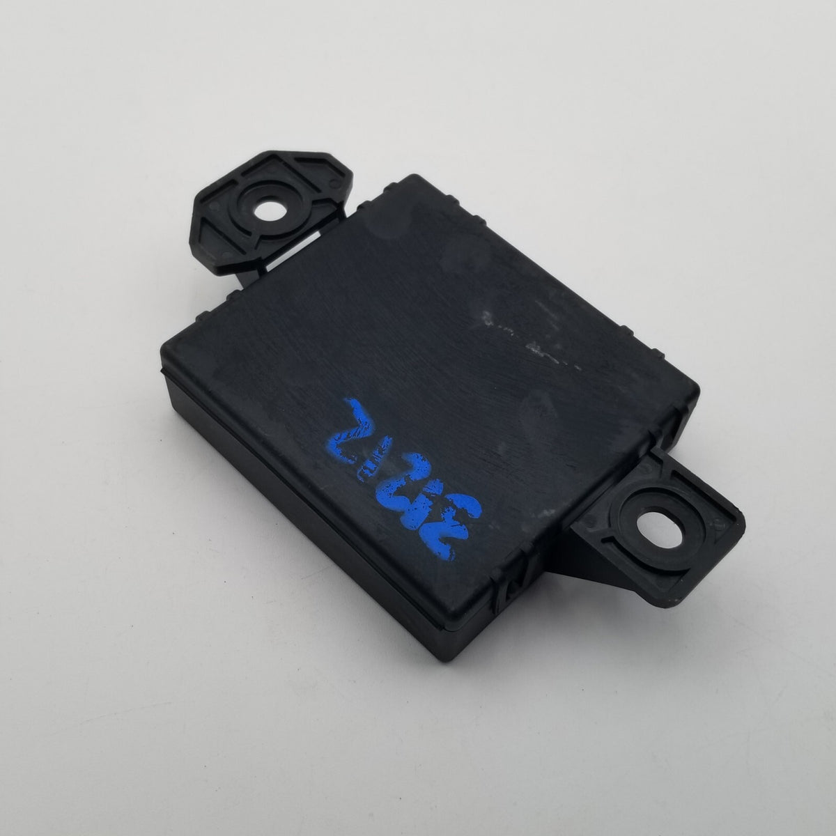 2013 2014 2015 Jaguar XJ XJL Captive Consumption Control Module DW93-14F681-AF