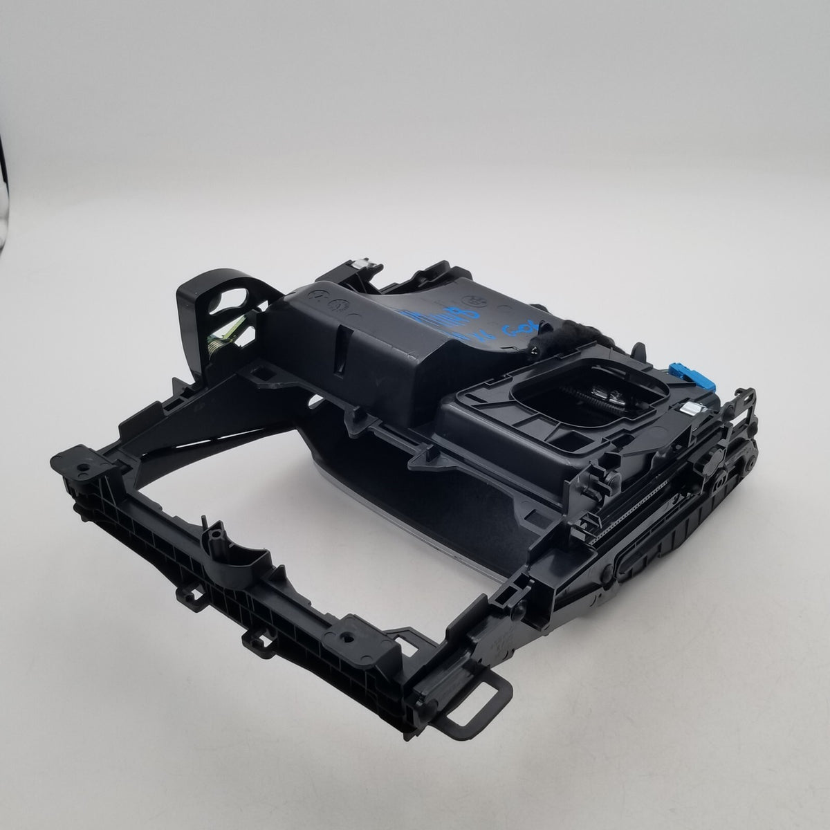 2019 - 2026 BMW X5 X6 X7 Center Console Storage Compartment Aluminum Rhombicle