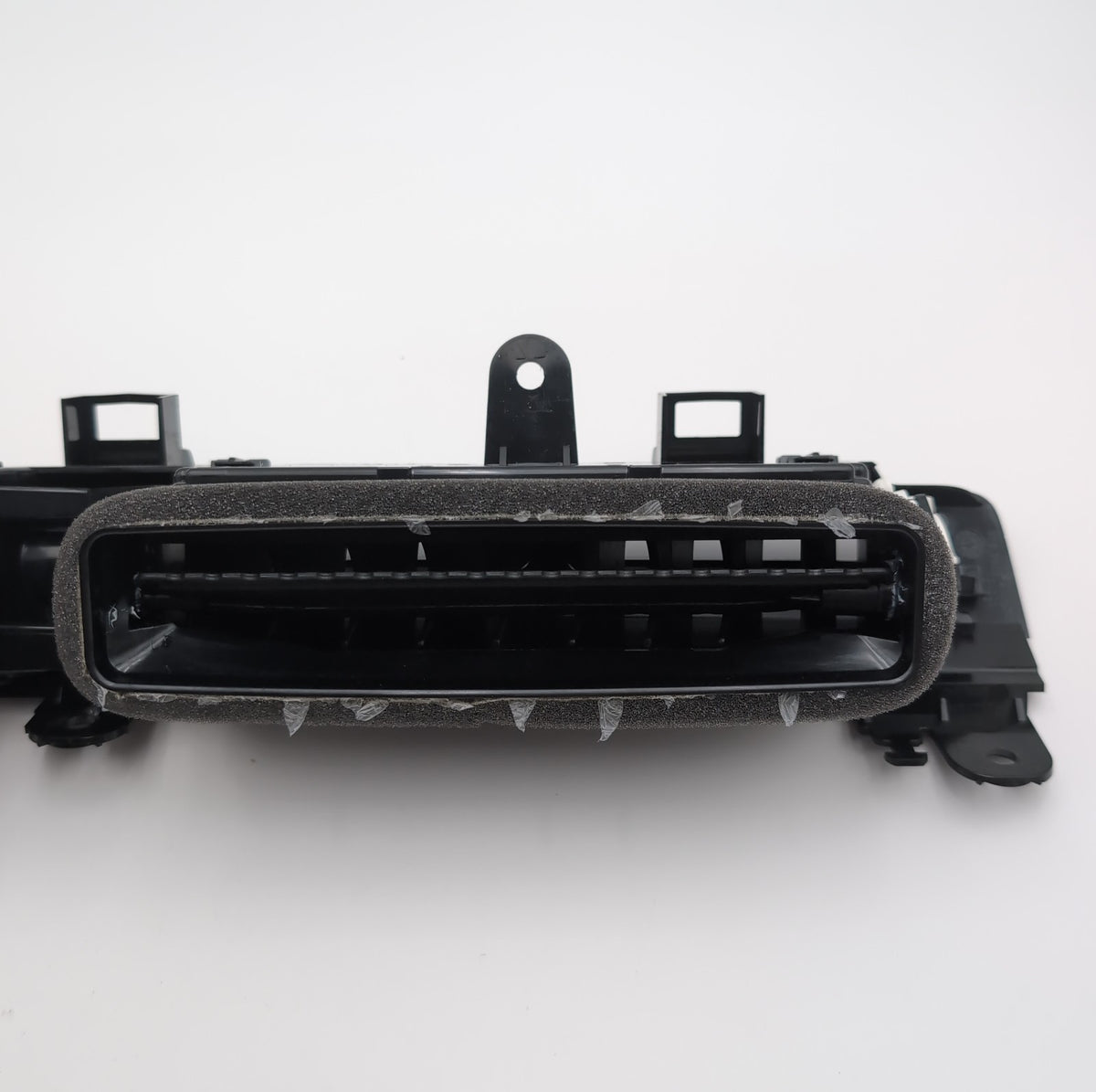 2023 2024 2025 BMW X2 U10 X1 U11 Center Dash Fresh Air Vent Grille 9483383 OEM