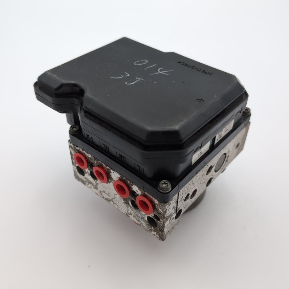 2012 - 2015 Nissan Rogue ABS Anti Lock Brake Pump Control Unit 47660JM14A
