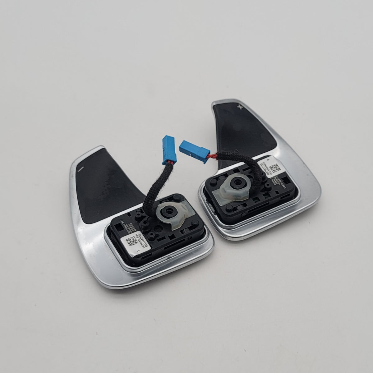 2014- 2016 BMW 428i Steering Wheel Paddle Shifter Set Up Down 62563402 62563403
