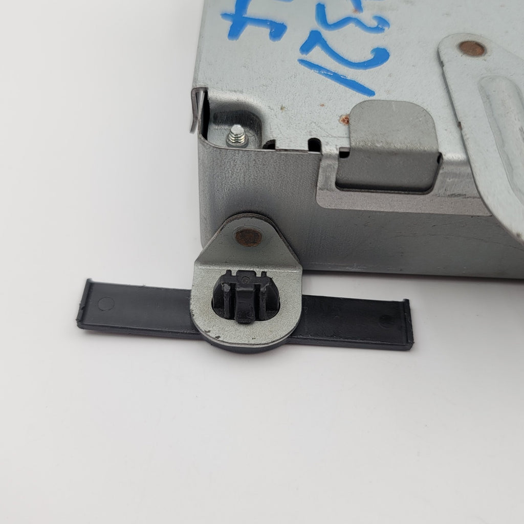 2004 2005 2006 Lexus SC430 Left Seat Position Control Module 89710-24110
