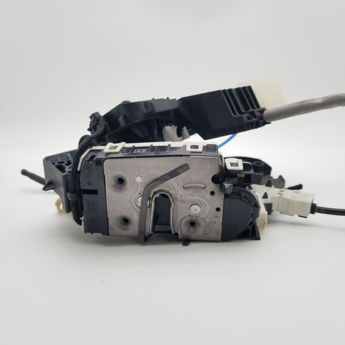 2014-2019 MERCEDES CLA250 C117 REAR RIGHT SIDE DOOR LOCK LATCH ACTUATOR OEM