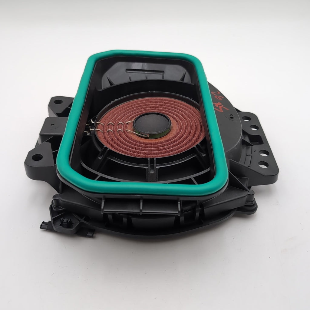 2019 - 2026 BMW G05 G06 G07 X5 X6 X7 Subwoofer Audio Speaker 2622516-02