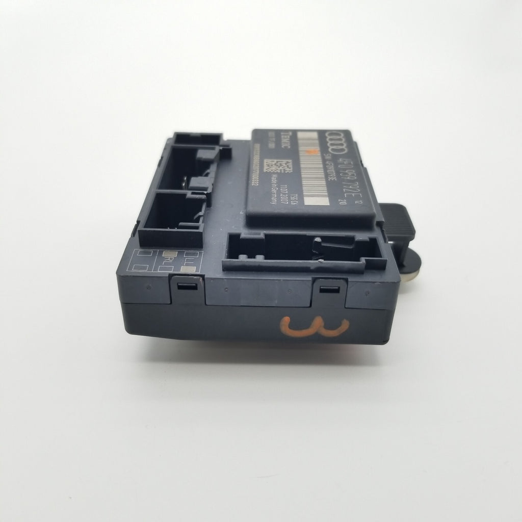 2006- 2011 Audi A6 Quattro Front Right Side Door Control Module 4F0959792E