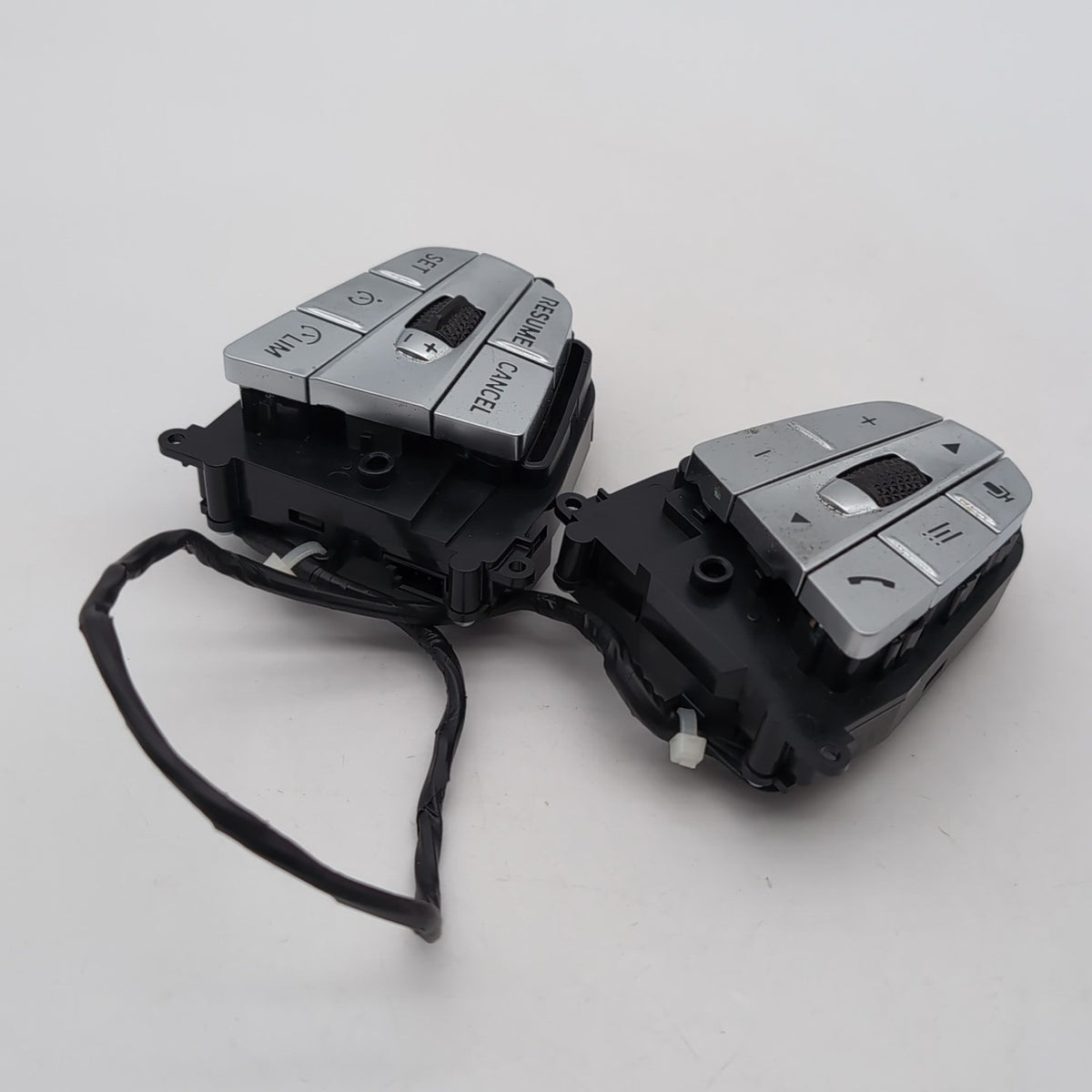 2022 2023 2024 BMW X3 G01 STEERING WHEEL MULTI FUNCTION CONTROL SWITCH OEM