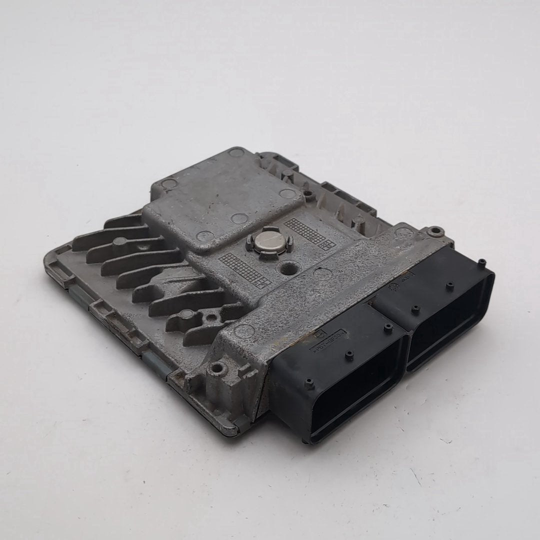 2014 2015 2016 Volkswagen Jetta Engine Computer Control Module 06K907425