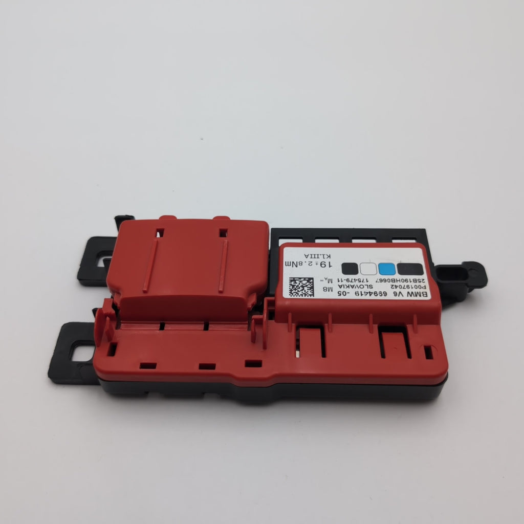 2019 - 2026 BMW G20 G26 M3 Positive Battery Power Distribution Junction Terminal