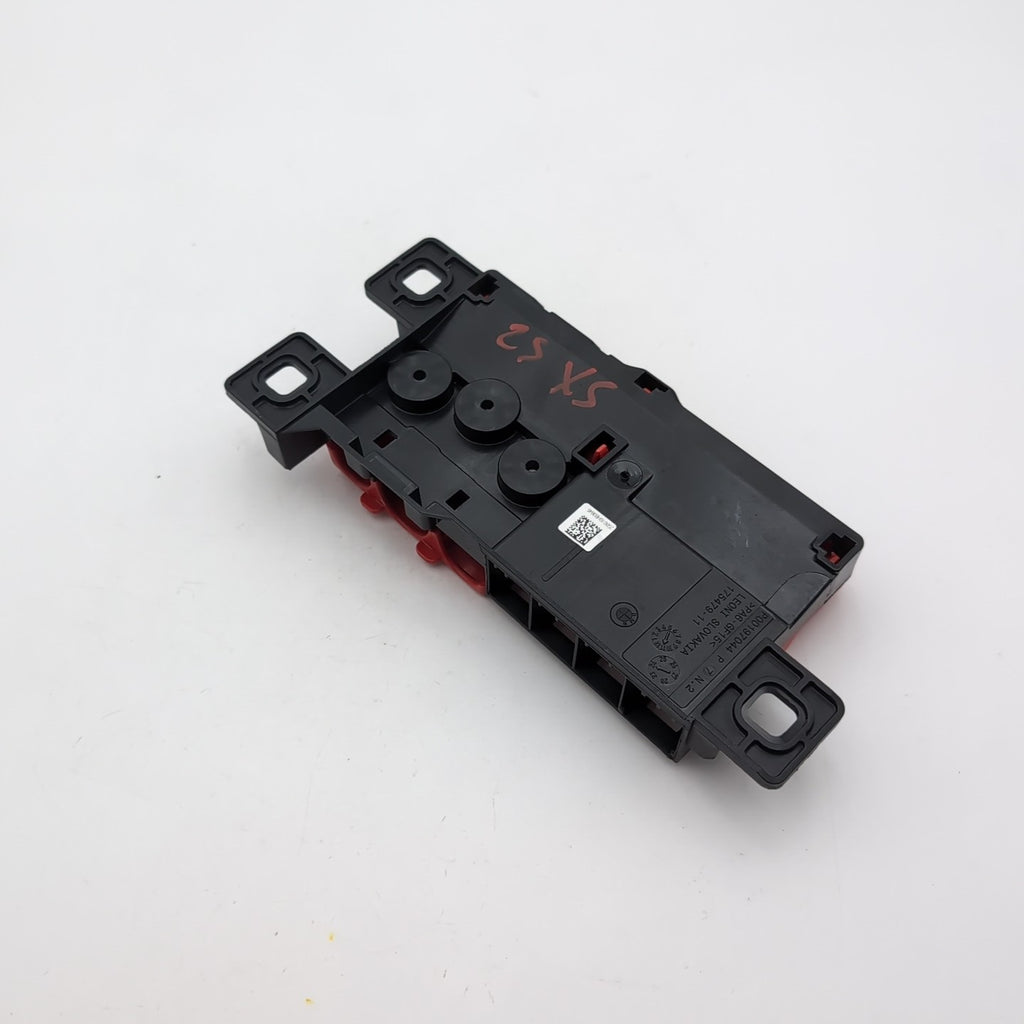 2021 - 2026 BMW X7 X5 Rear B+ Junction Point Terminal Fuse Box 8717954