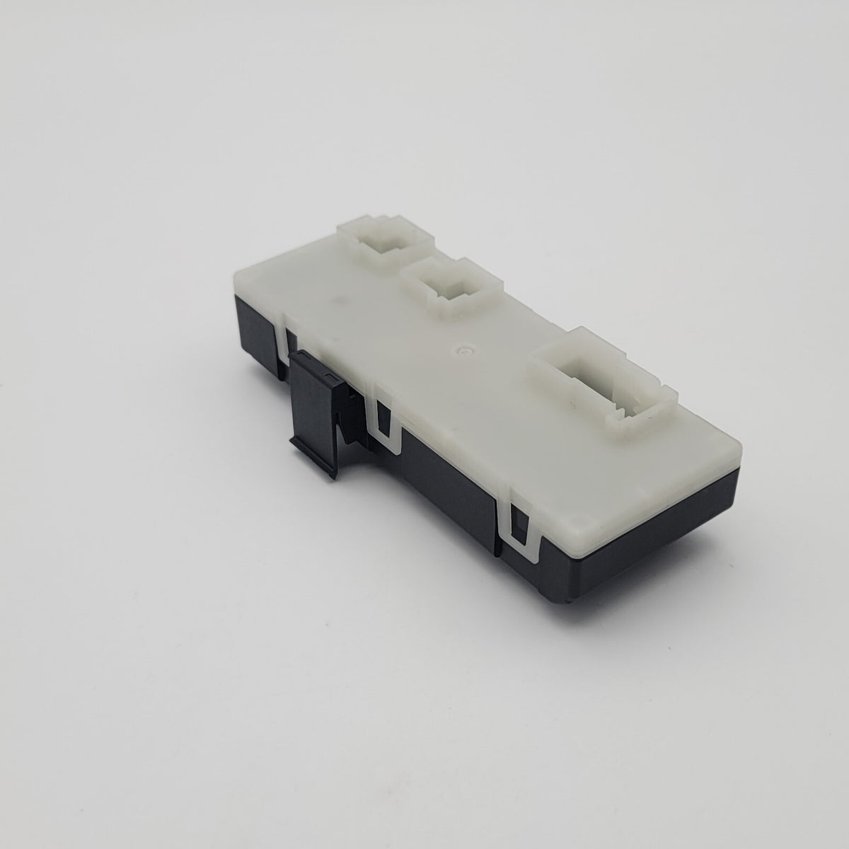 2021 - 2026 BMW G20 G30 M3 X3 X6 X6M Rear Liftgate Trunk Lid Control Module