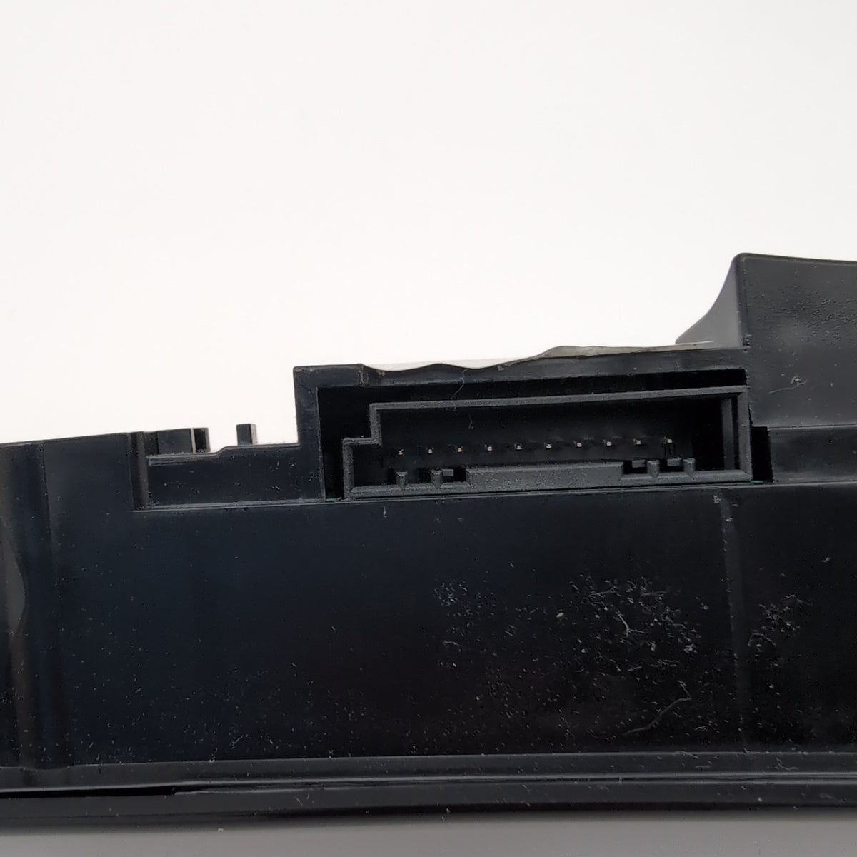 2024 - 2026 BMW i5 530i 540i 550e G60 Front Right Door Lock Unlock Touch Panel