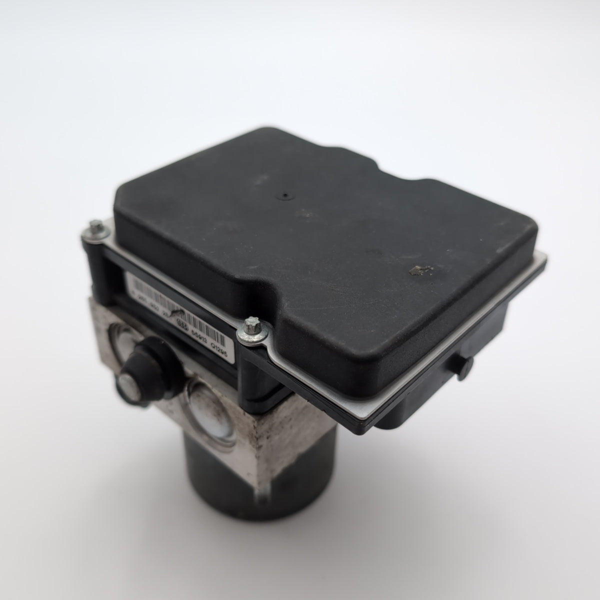 2015 2016 Nissan NV200 ABS Anti Lock Brake Pump Control Unit 476609SA0A