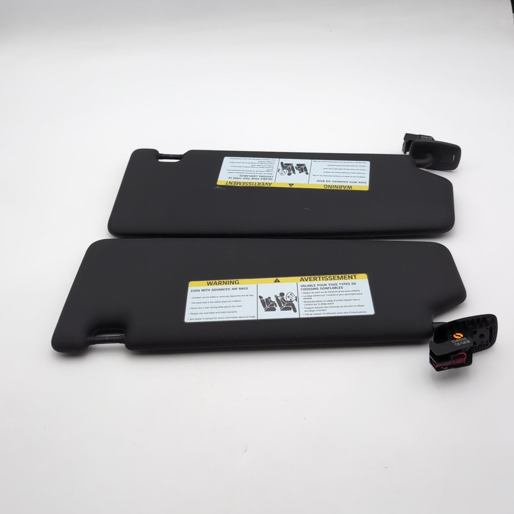 2024 2025 BMW 530i 550E G60 Sedan Left Right Sun Visor Set OEM 9501367 9501368