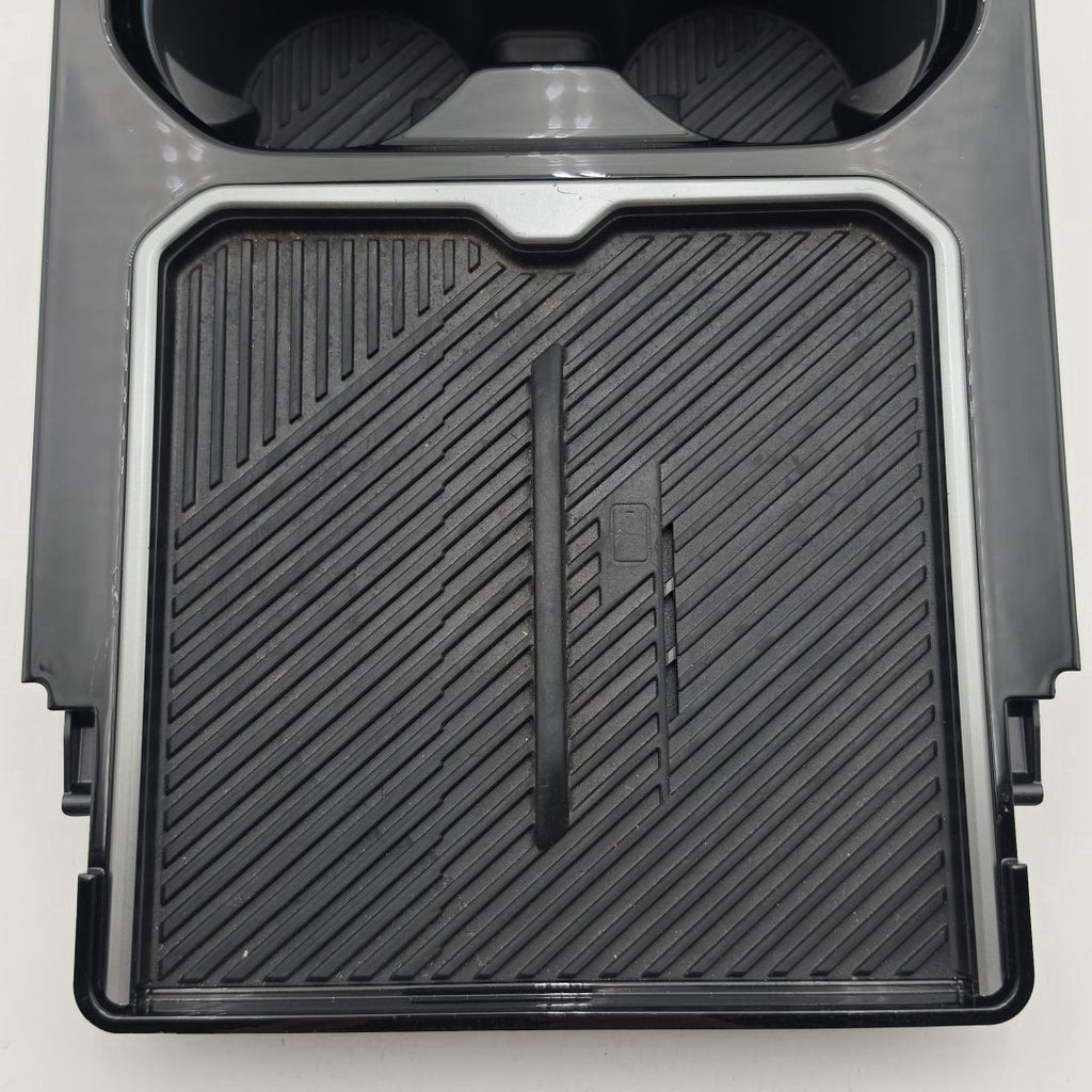 2024 2025 2026 BMW 530i G60 Center Console Cup Holder Charging Pad Tray