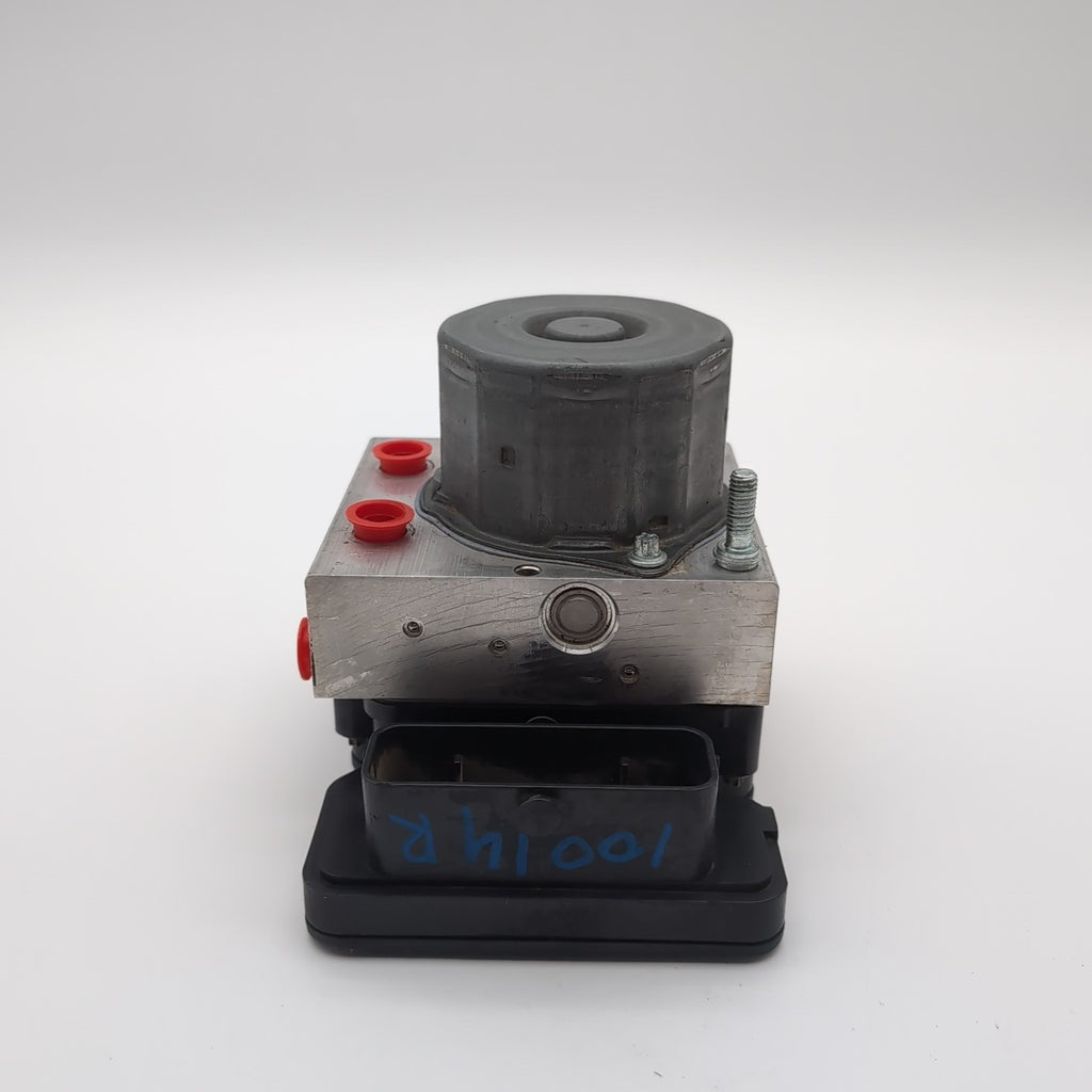 2014- 2019 Mercedes W117 CLA250 ABS Brake Hydraulic Pump Control Module Unit