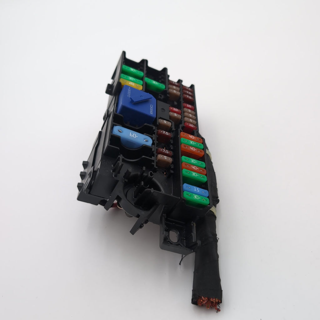 2022 - 2026 BMW 228i F74 X1 X2 iX B+ Positive Power Distribution Fuse Relay Box