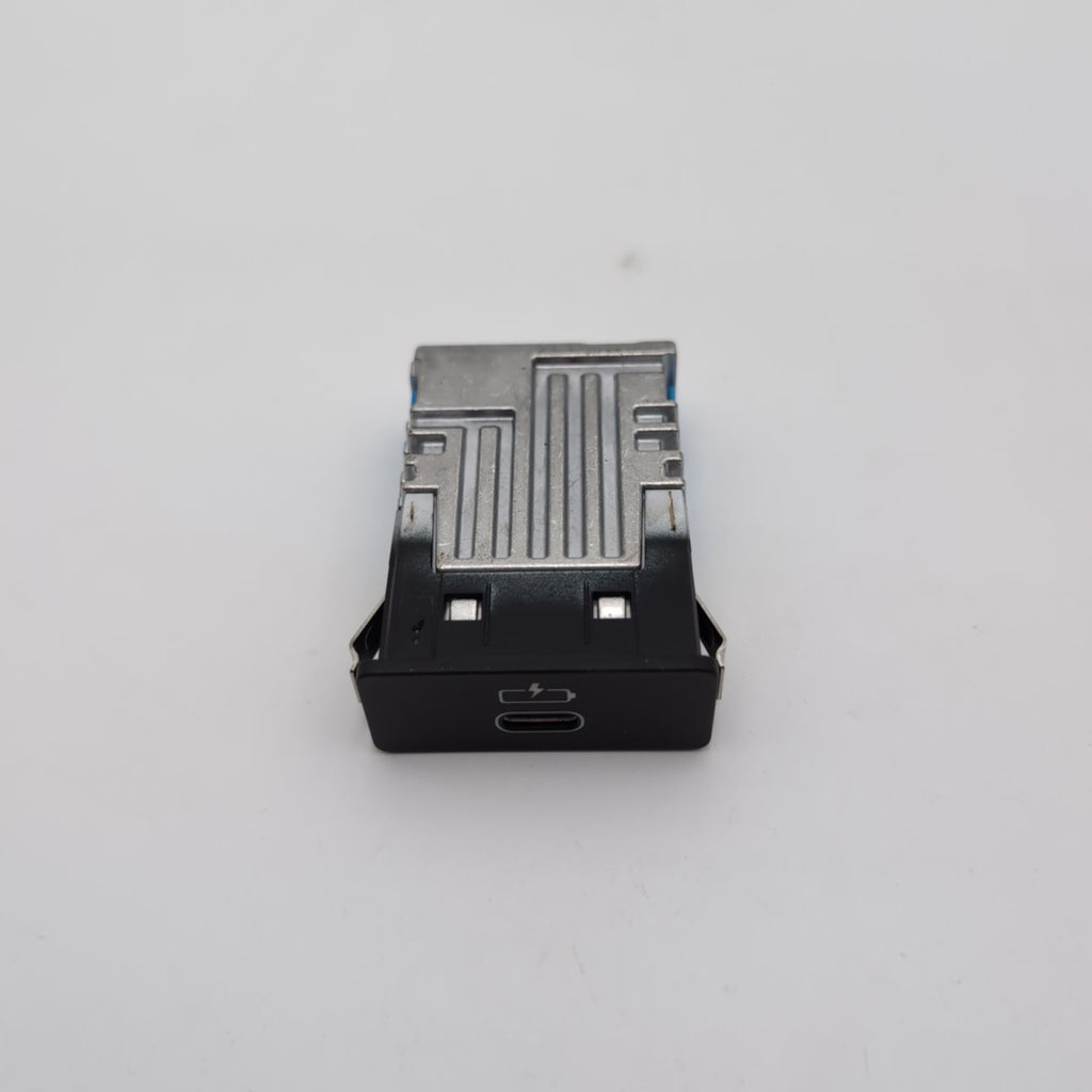 2019 - 2026 BMW G20 G21 G22 G26 G15 G30 G31 X3 Single USB Socket Port 5B51C70