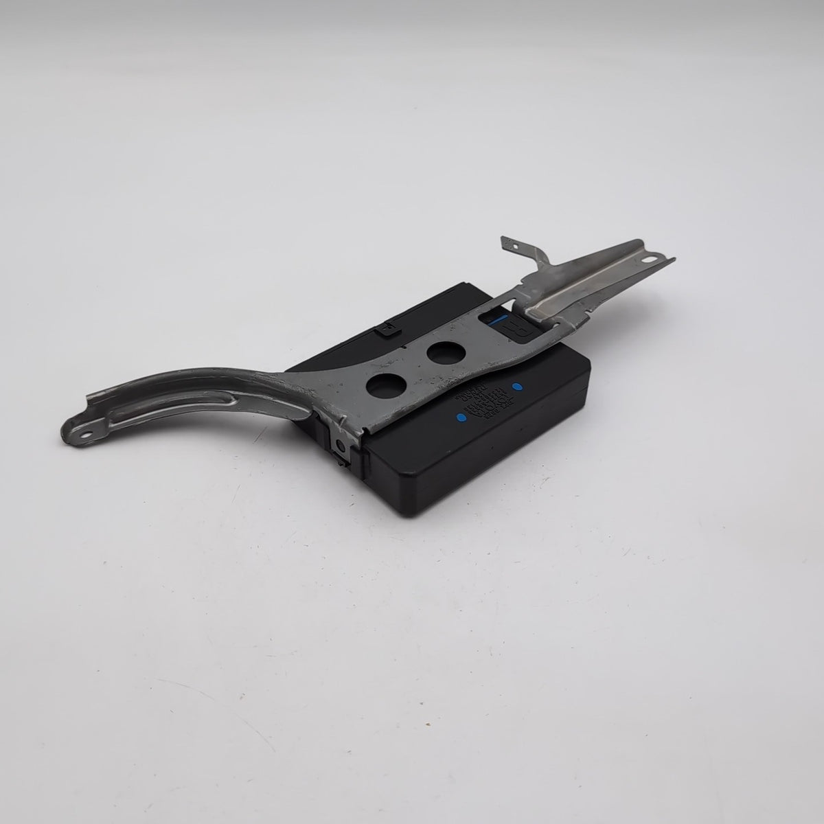 2010 2011 2012 Lexus LS460 Front Right Door Multiplex Control Module 89223-50330