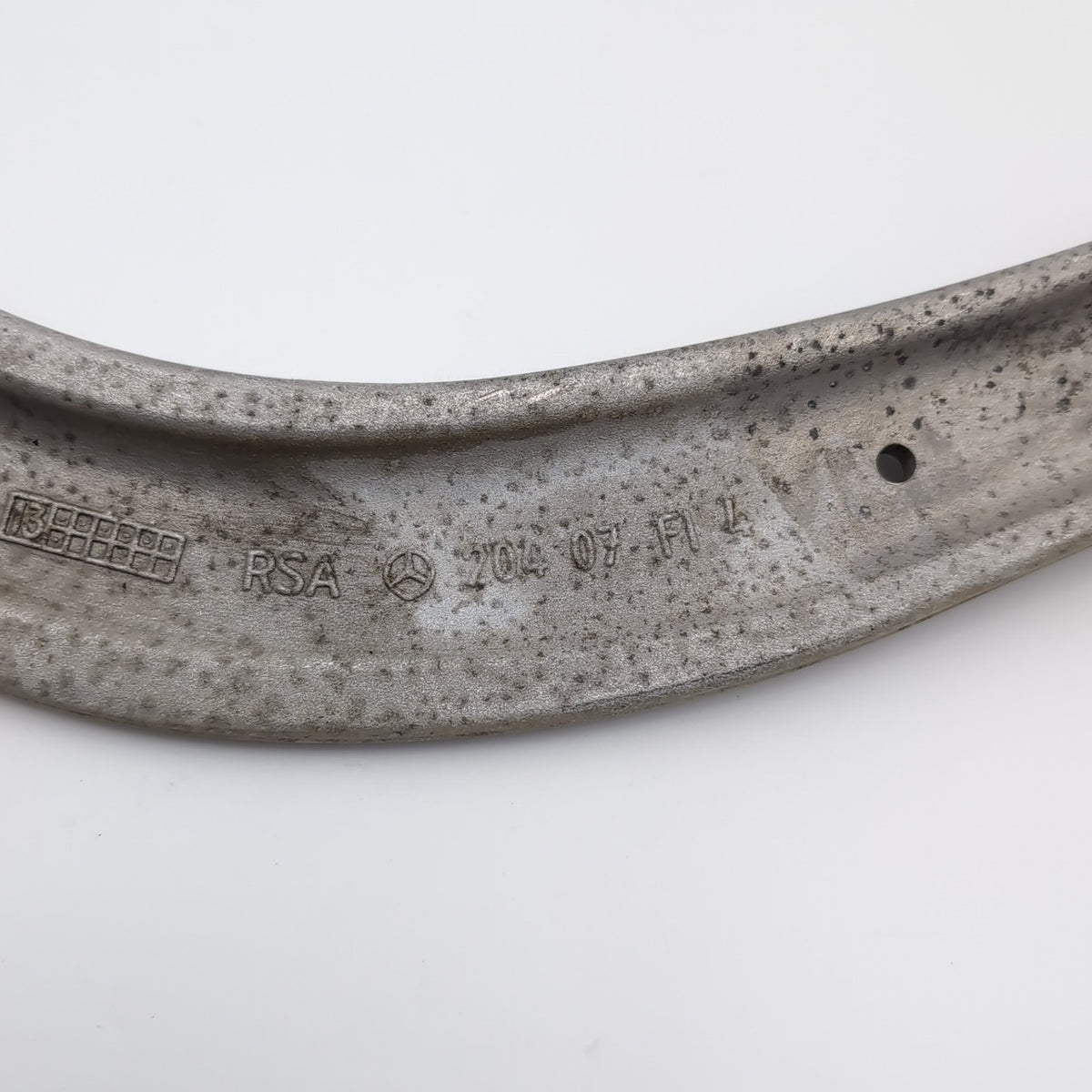 MERCEDES-BENZ E W212 E 300 BLUETEC HYBRID REAR LEFT WISHBONE ARM OEM