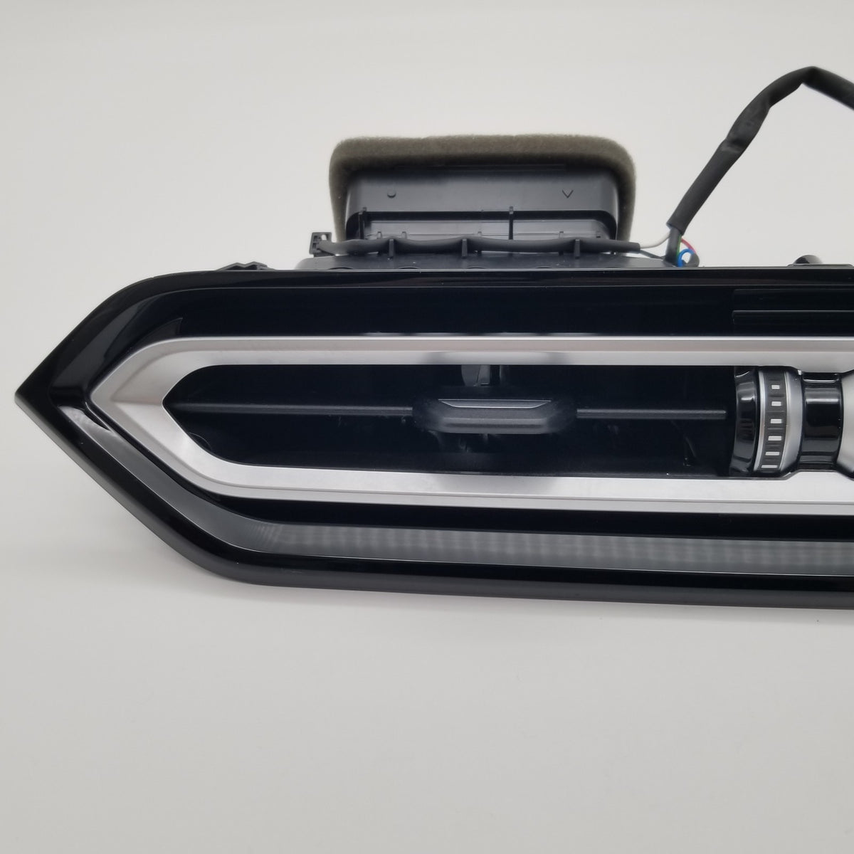 2022 2023 2024 BMW i4 430i 330i M440i Center AC Heater Air Vent OEM 5A04CE2