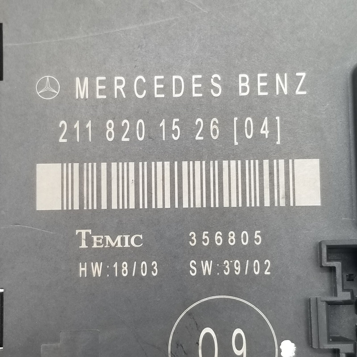 03-06 Mercedes W211 E320 E55 AMG Door Control Module Rear Left 2118201526 OEM