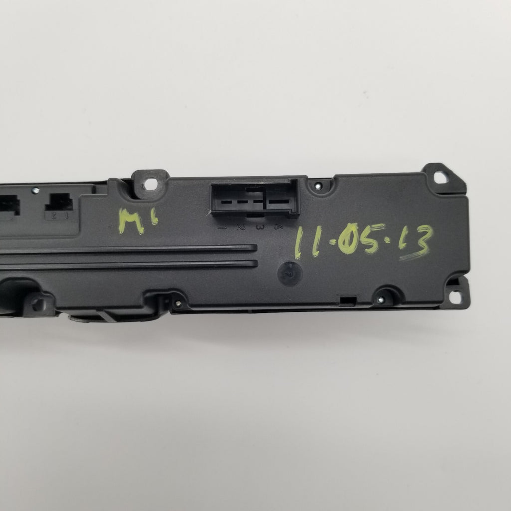 2003 2004 2005 Mercedes W203 C230 C320 Center Dash Multifunction Control Switch
