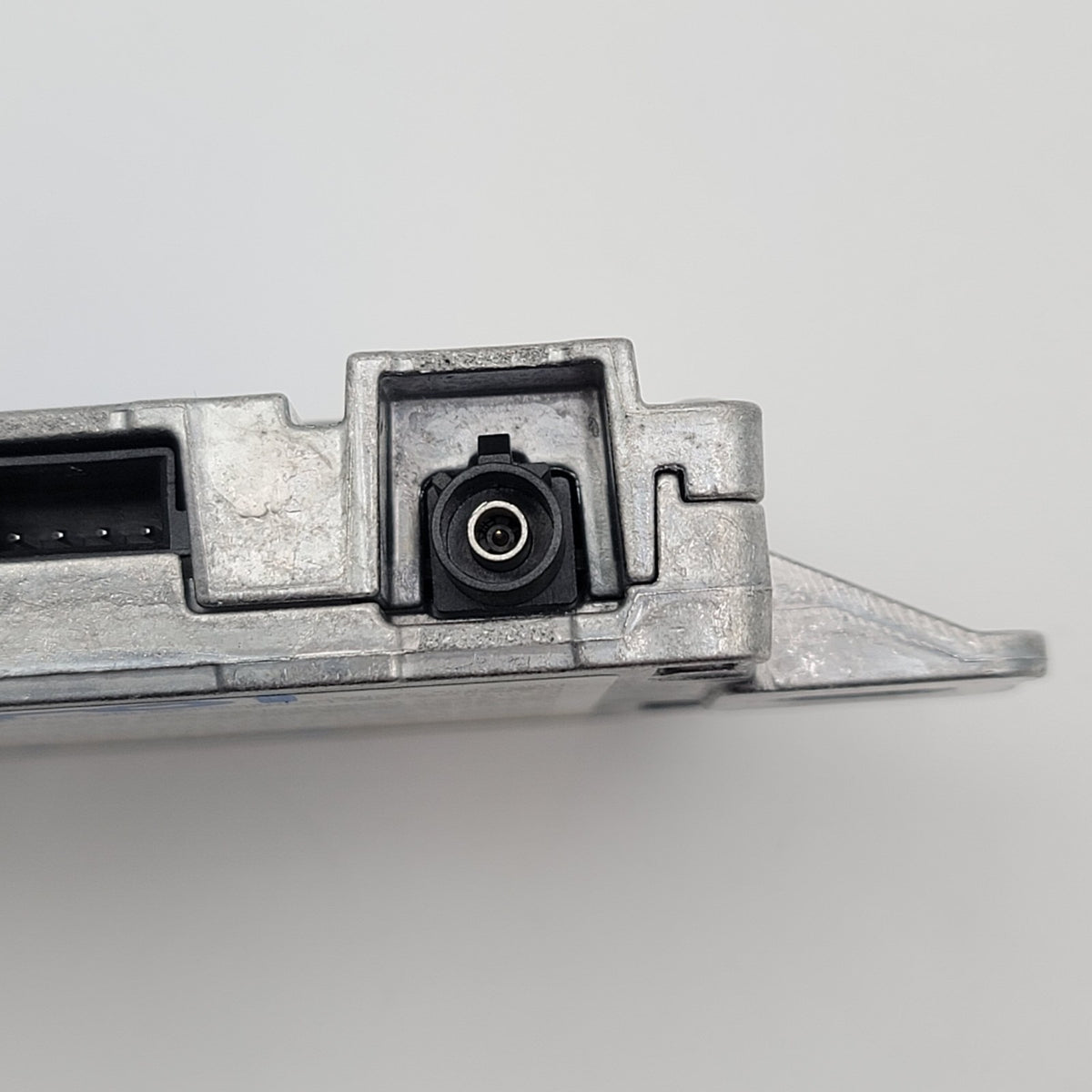 2019 - 2022 BMW 3 5 7 Series G20 G30 G12 X3 X4 X5 LTE Compensator Module 8735008